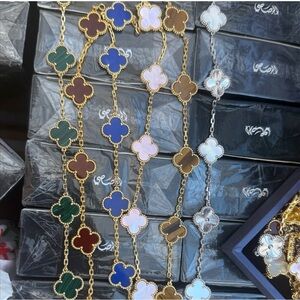 Gold and Brown Clover Bracelet